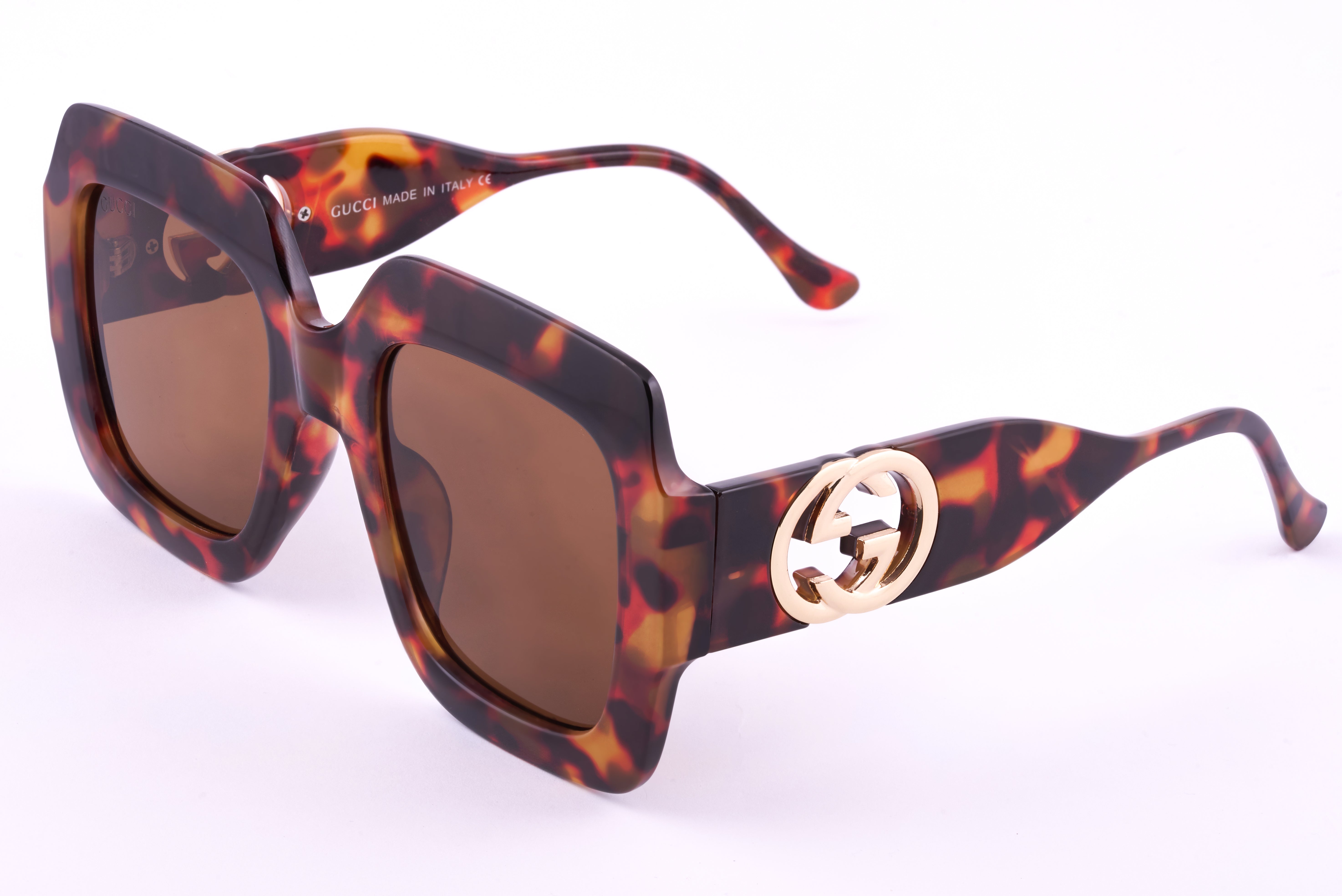 Gucci 02 Sunglasses – Bold & Contemporary