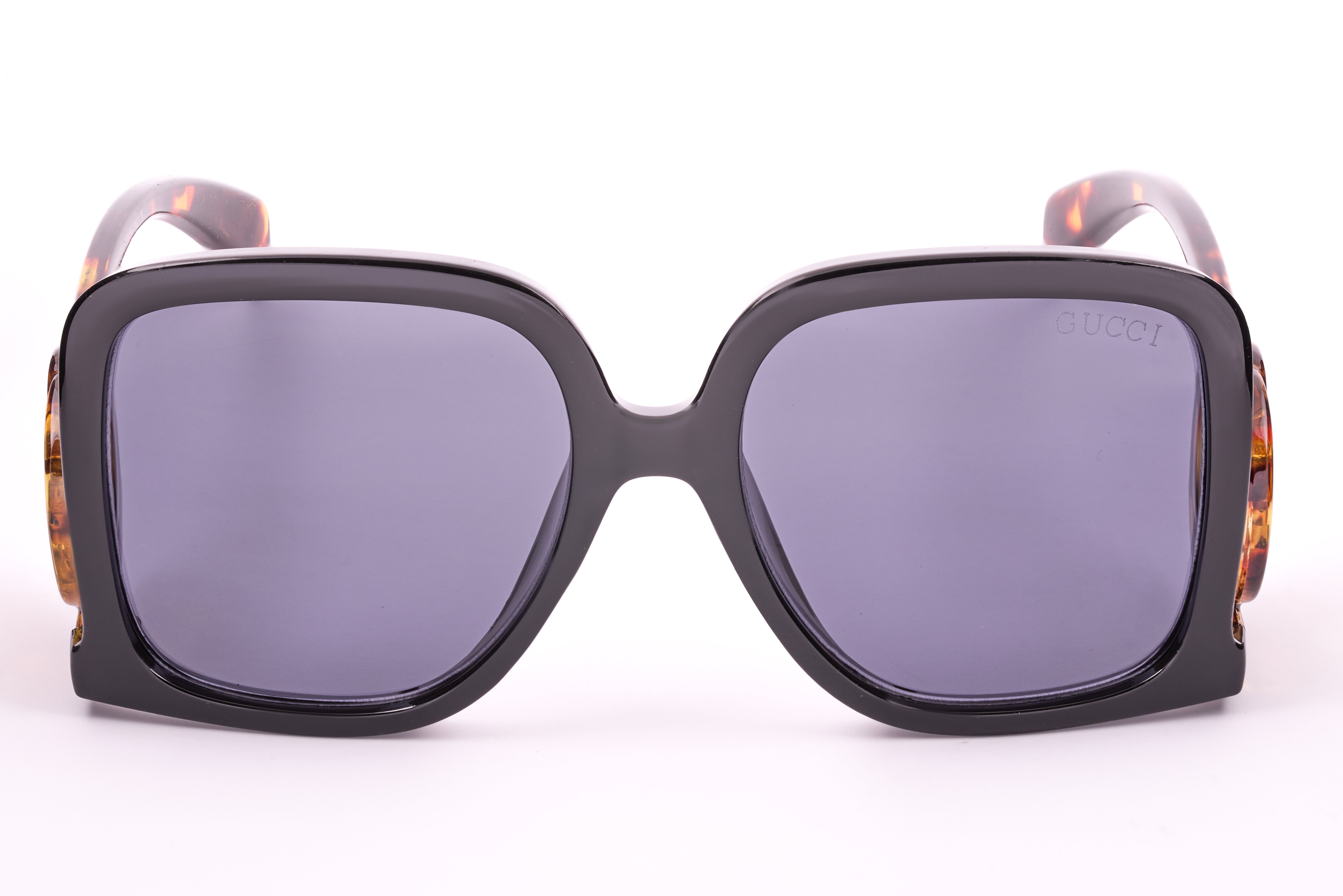 Gucci  05 Sunglasses – Bold & Contemporary