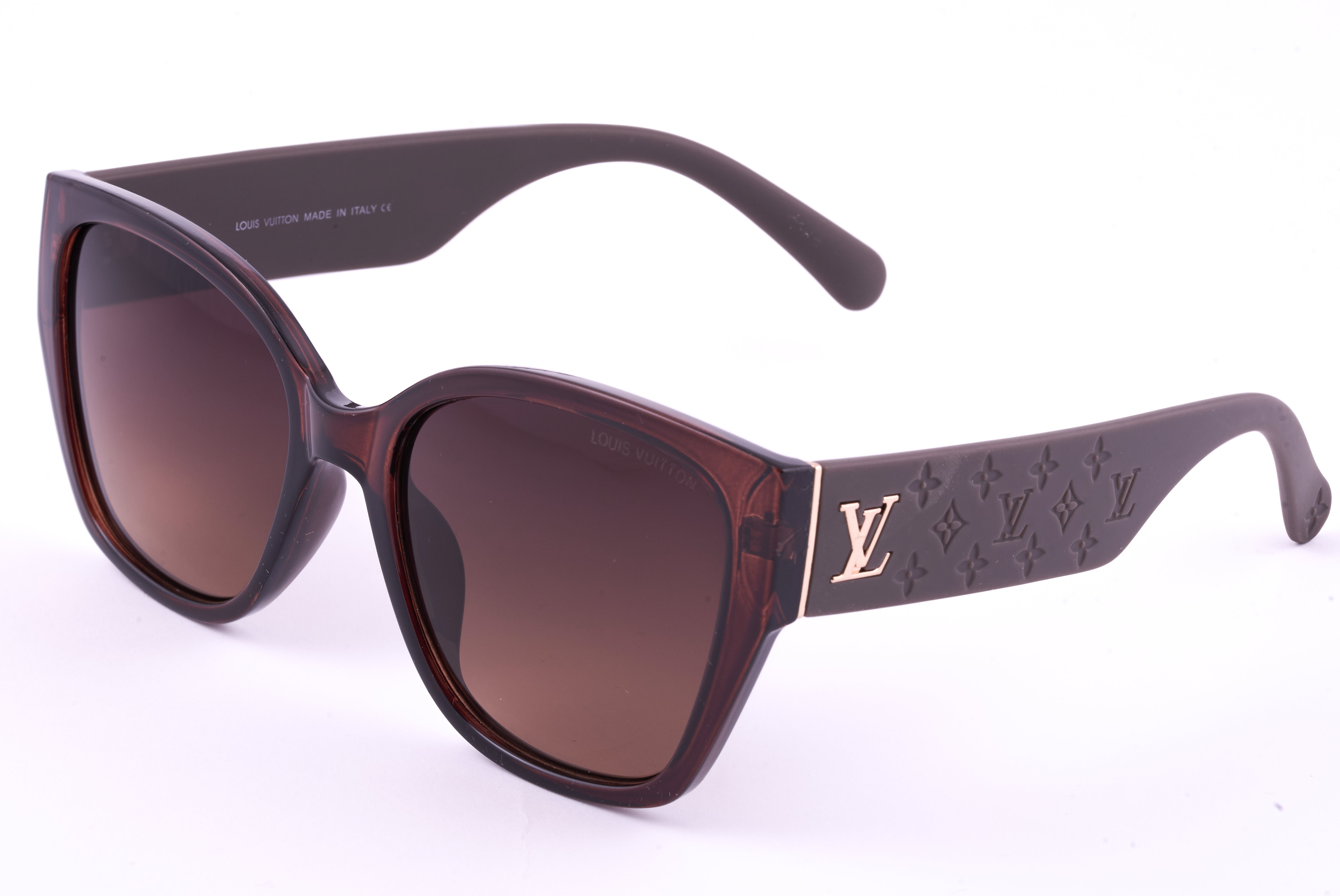 Louis Vuitton 05  Sunglasses with Signature Frame & Exquisite Arm Detailing