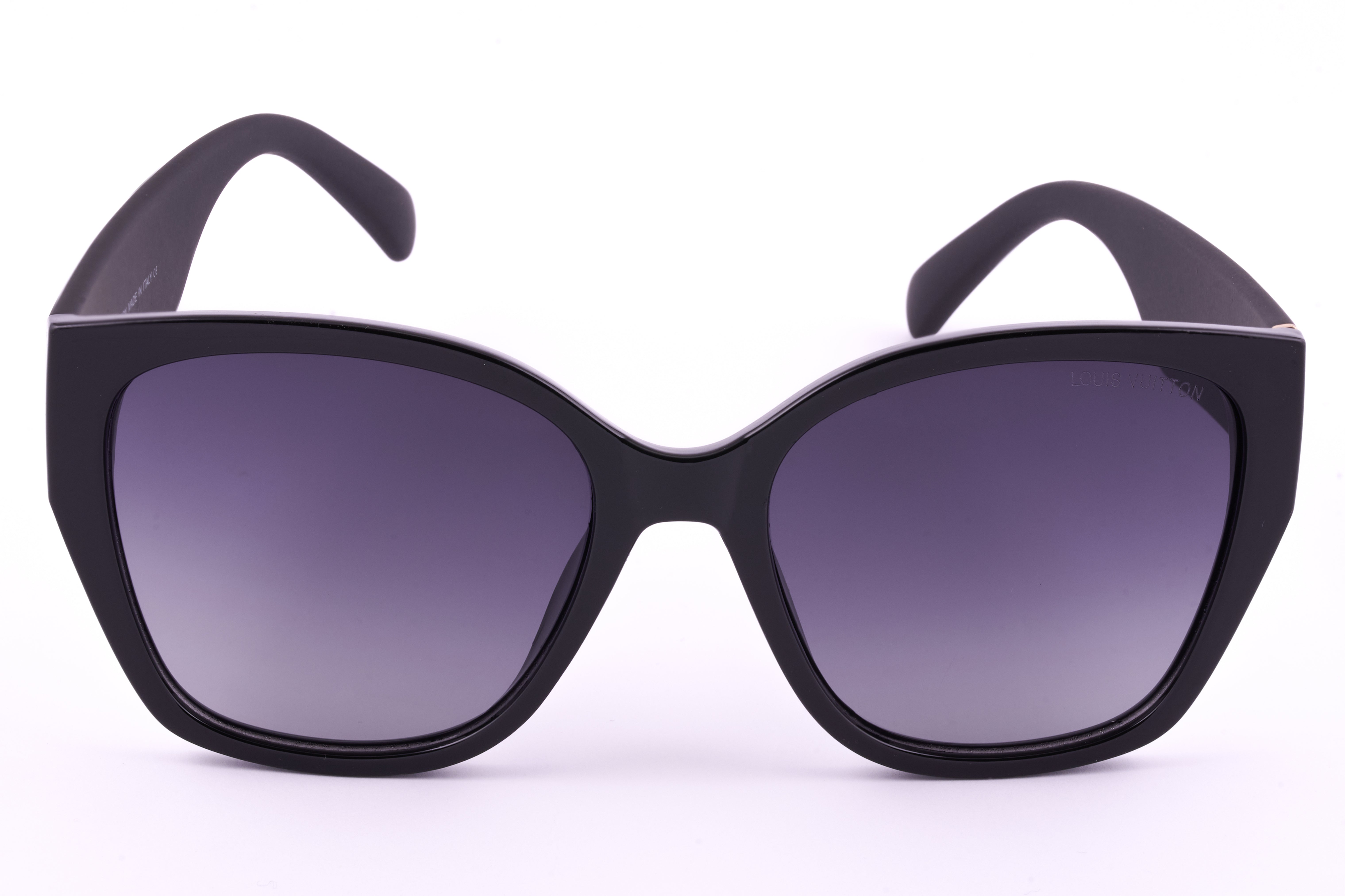 Louis Vuitton 05  Sunglasses with Signature Frame & Exquisite Arm Detailing