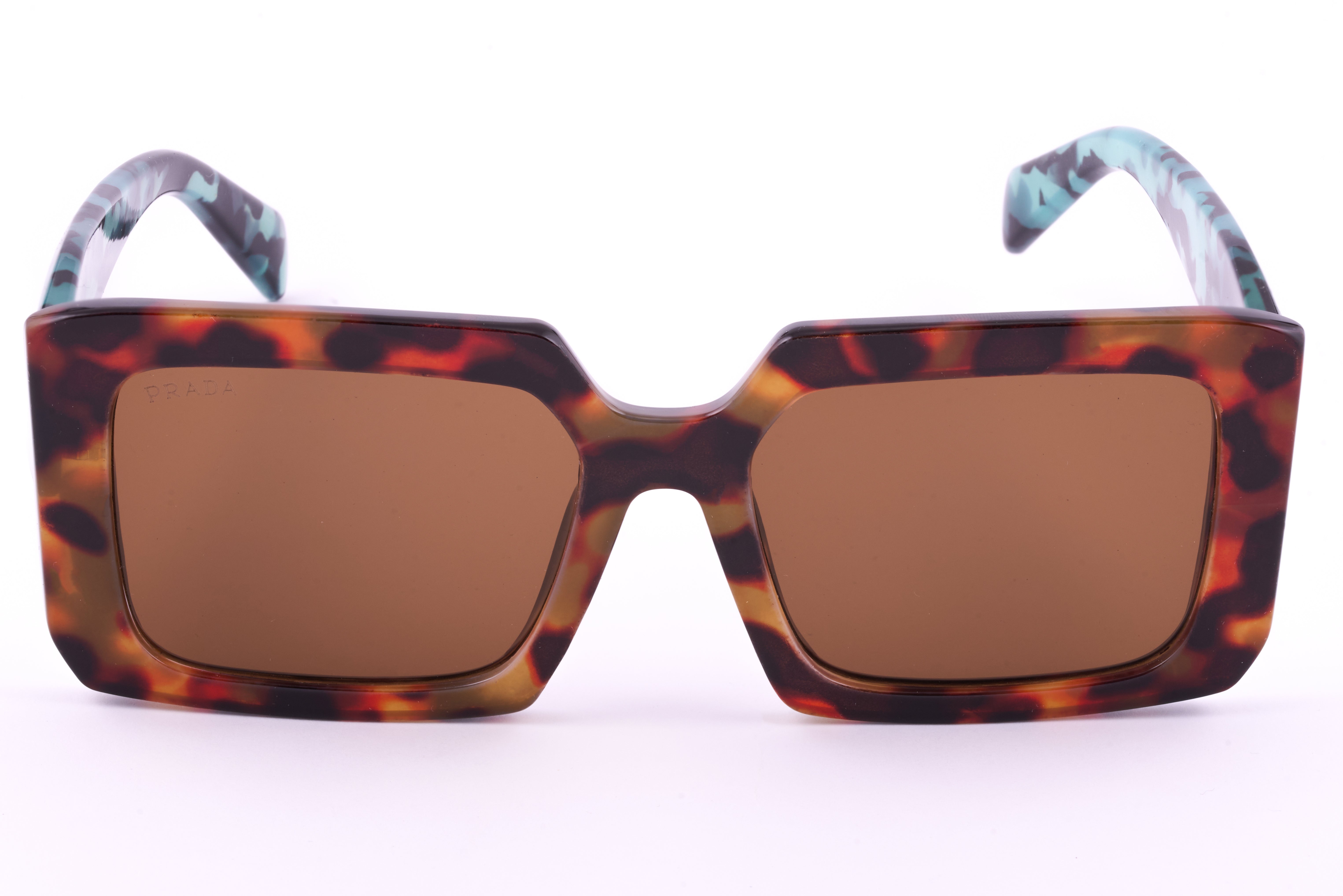 Prada women’s sunglasses feature an eye-catching design 04